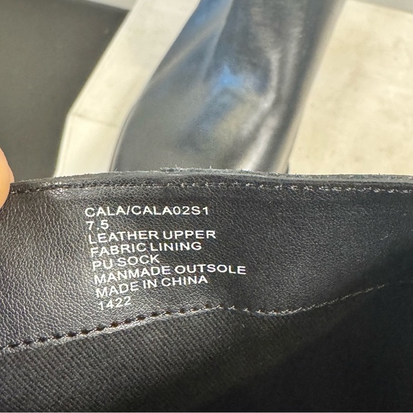 Steve Madden Cala Black leather boots for women, size 7.5
NWOT - Picture 9 of 12